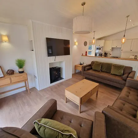 Hot Tub District - Windermere Orman Evi *