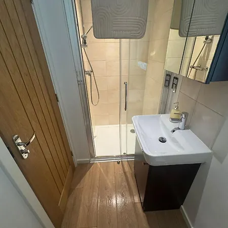 Hot Tub District - Windermere Orman Evi *