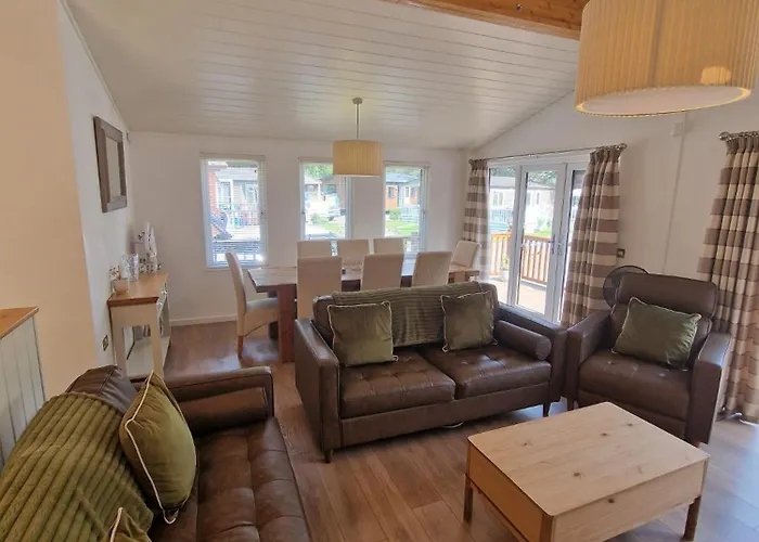 Hot Tub District - Windermere