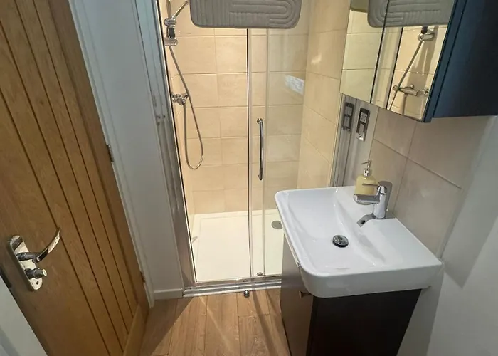 Hot Tub District - Windermere Lodge *