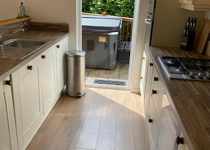 Lodge Hot Tub District - Windermere *