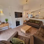 Hot Tub District - Windermere Lodge *