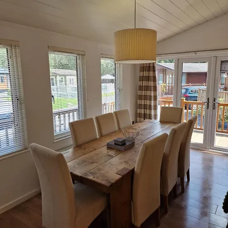 Lodge Hot Tub District - Windermere *