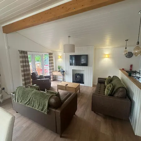 Hot Tub District - Windermere Lodge Troutbeck Bridge