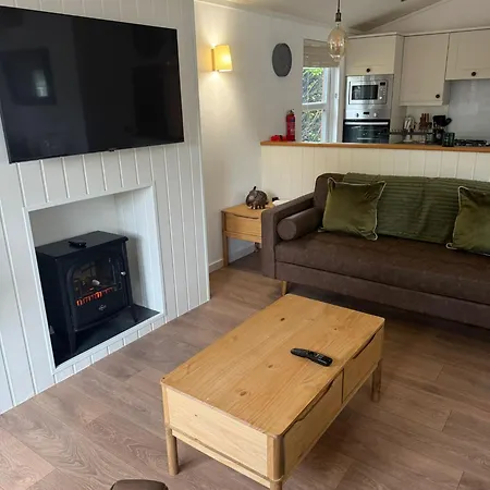 Lodge Hot Tub District - Windermere Troutbeck Bridge
